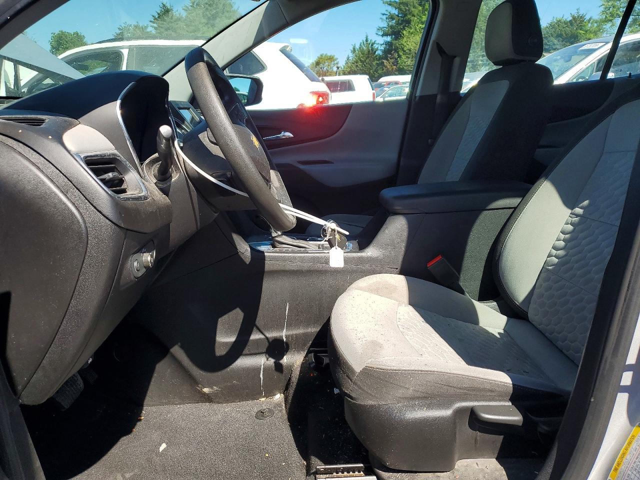 2019 Chevrolet Equinox Ls - Image 7