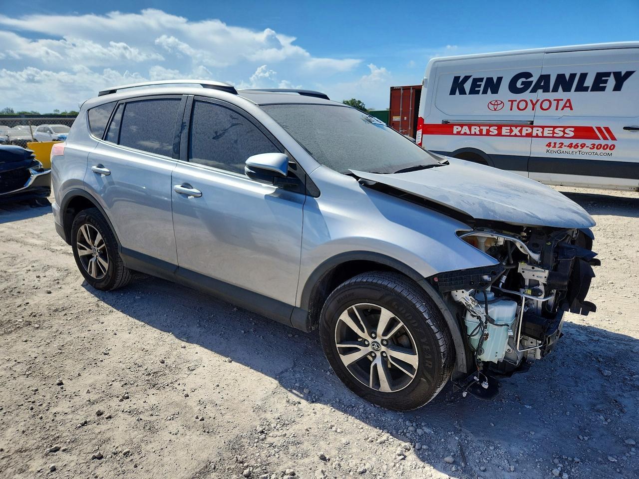 2018 Toyota Rav4 Xle - Фото 4
