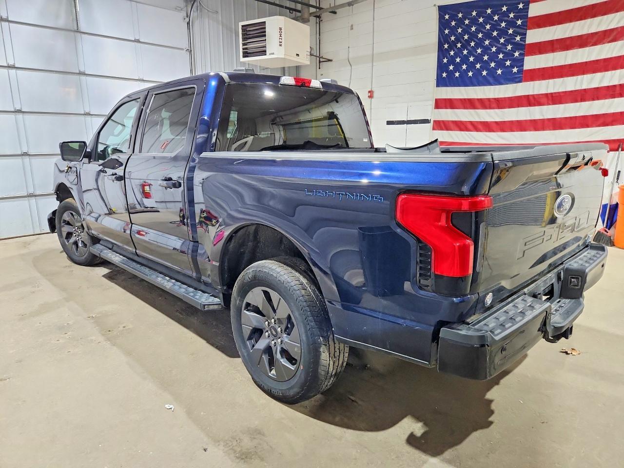 2023 Ford F-150 - Фото 2