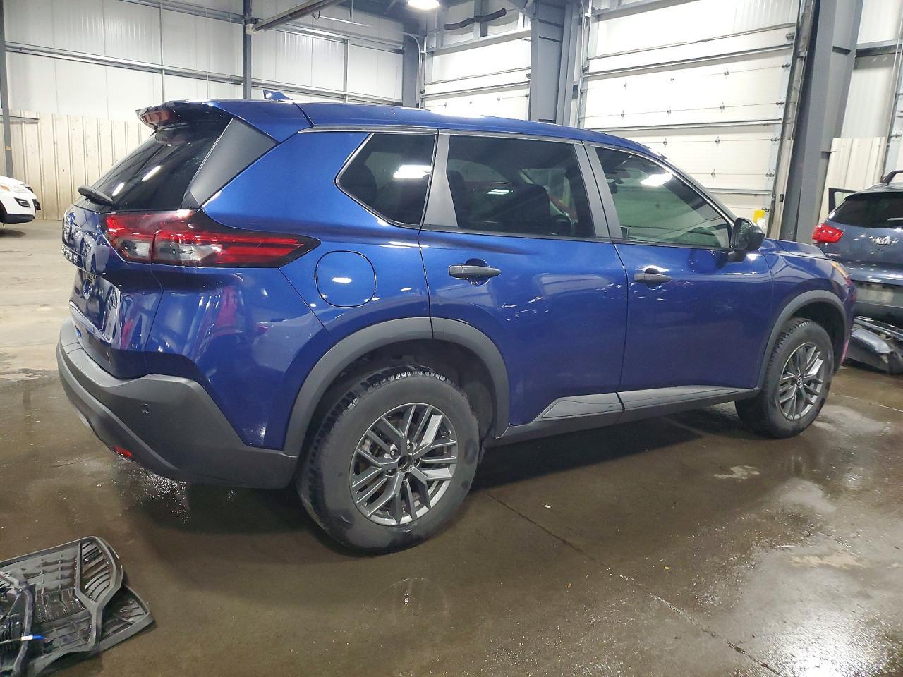 2021 Nissan Rogue S - Фото 3