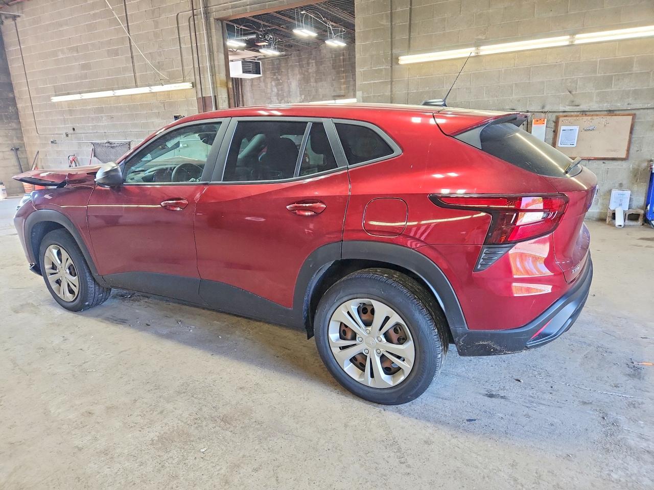 2024 Chevrolet Trax Ls - Image 2