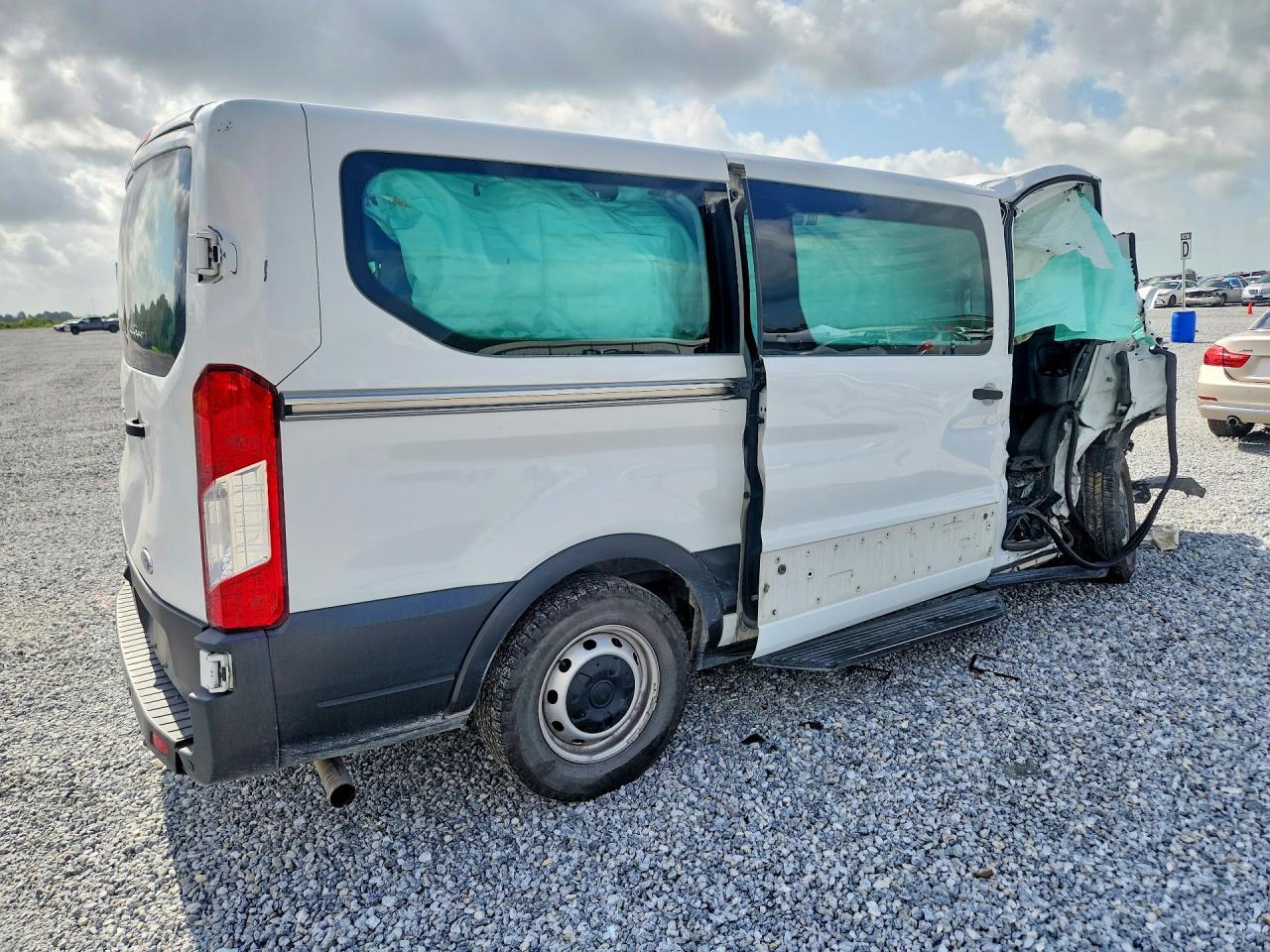 2020 Ford Transit T-150 - Image 3