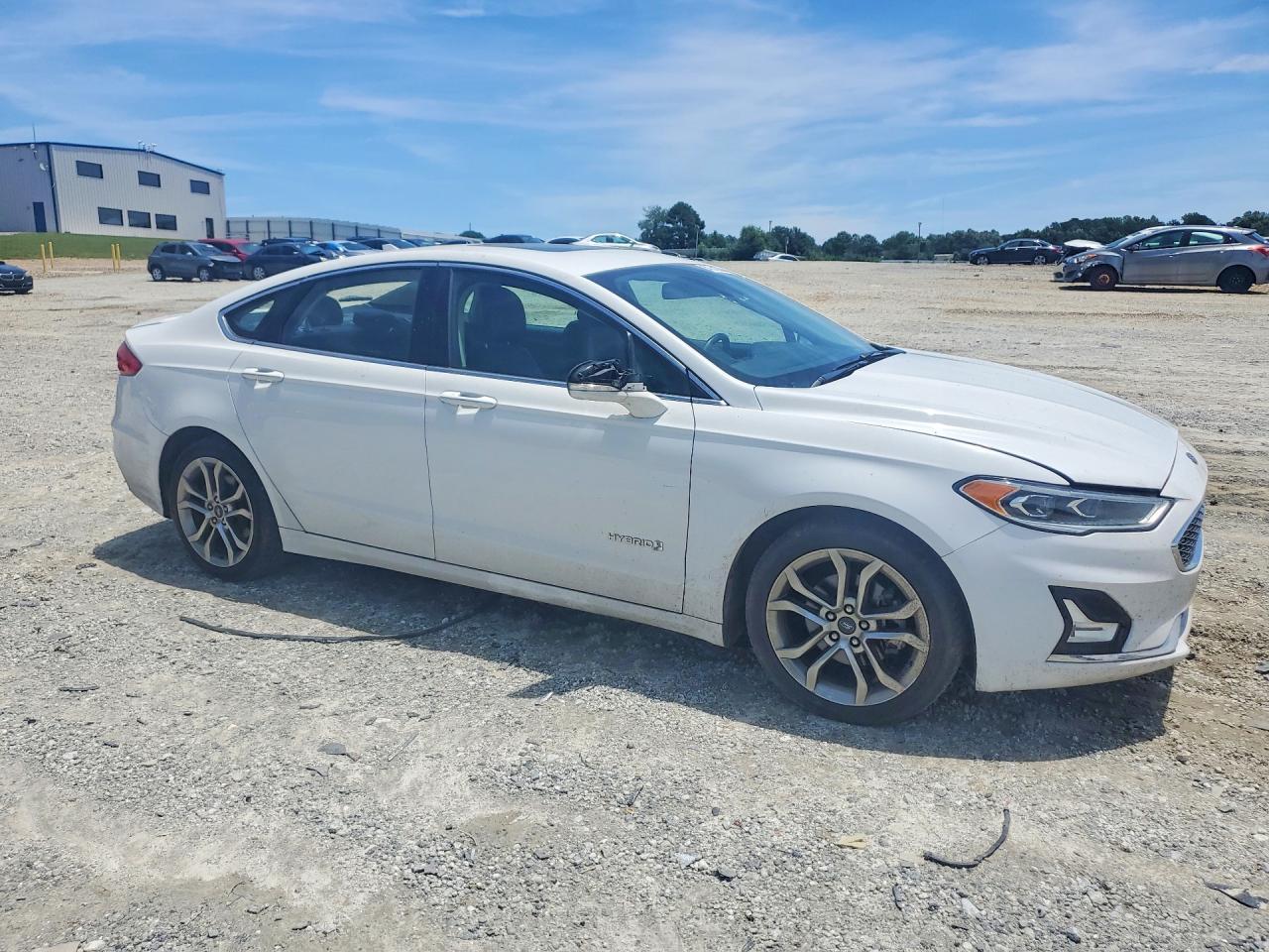 2019 Ford Fusion Titanium - Image 4