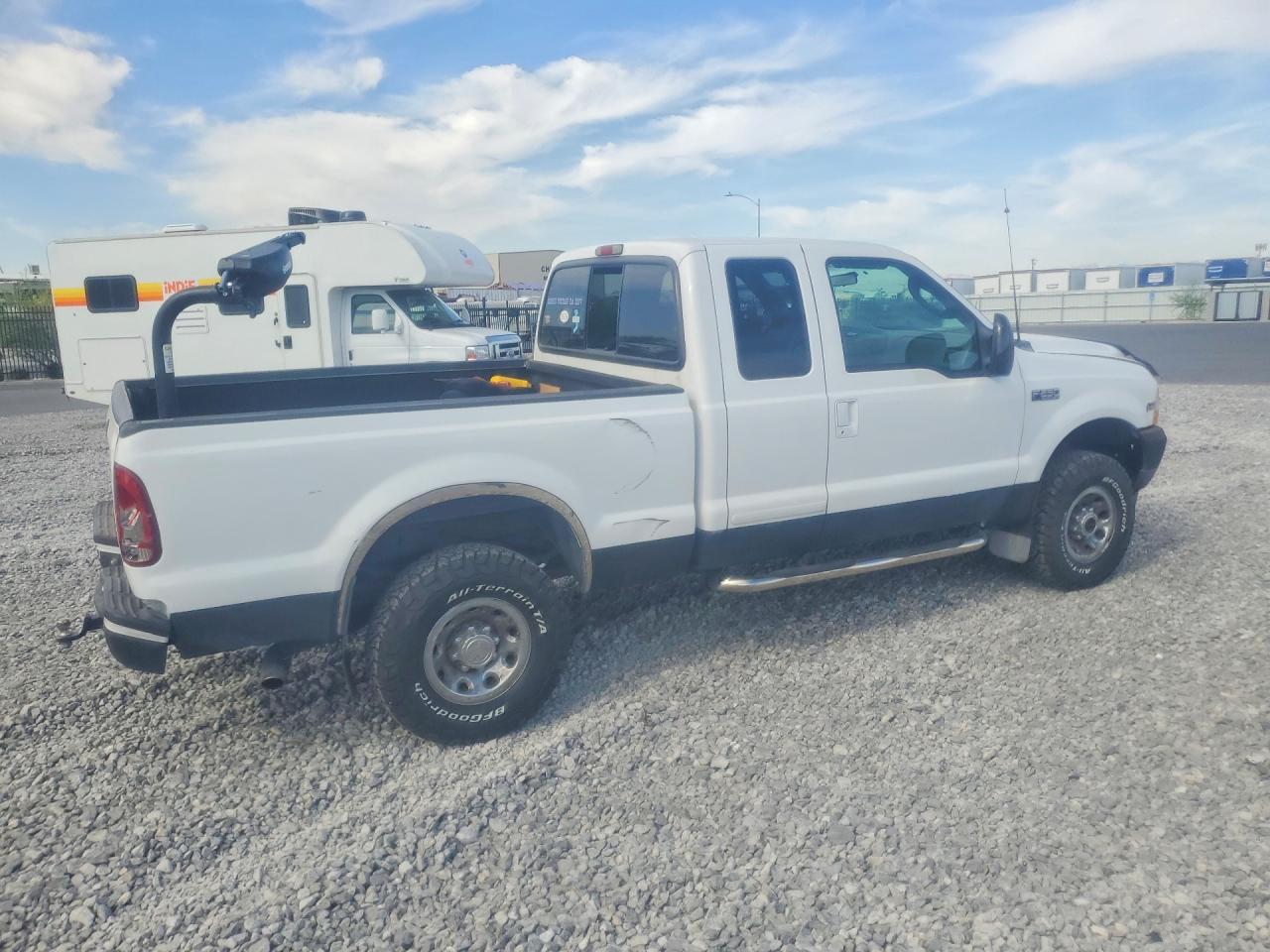 2003 Ford F250 Super Duty - Image 3