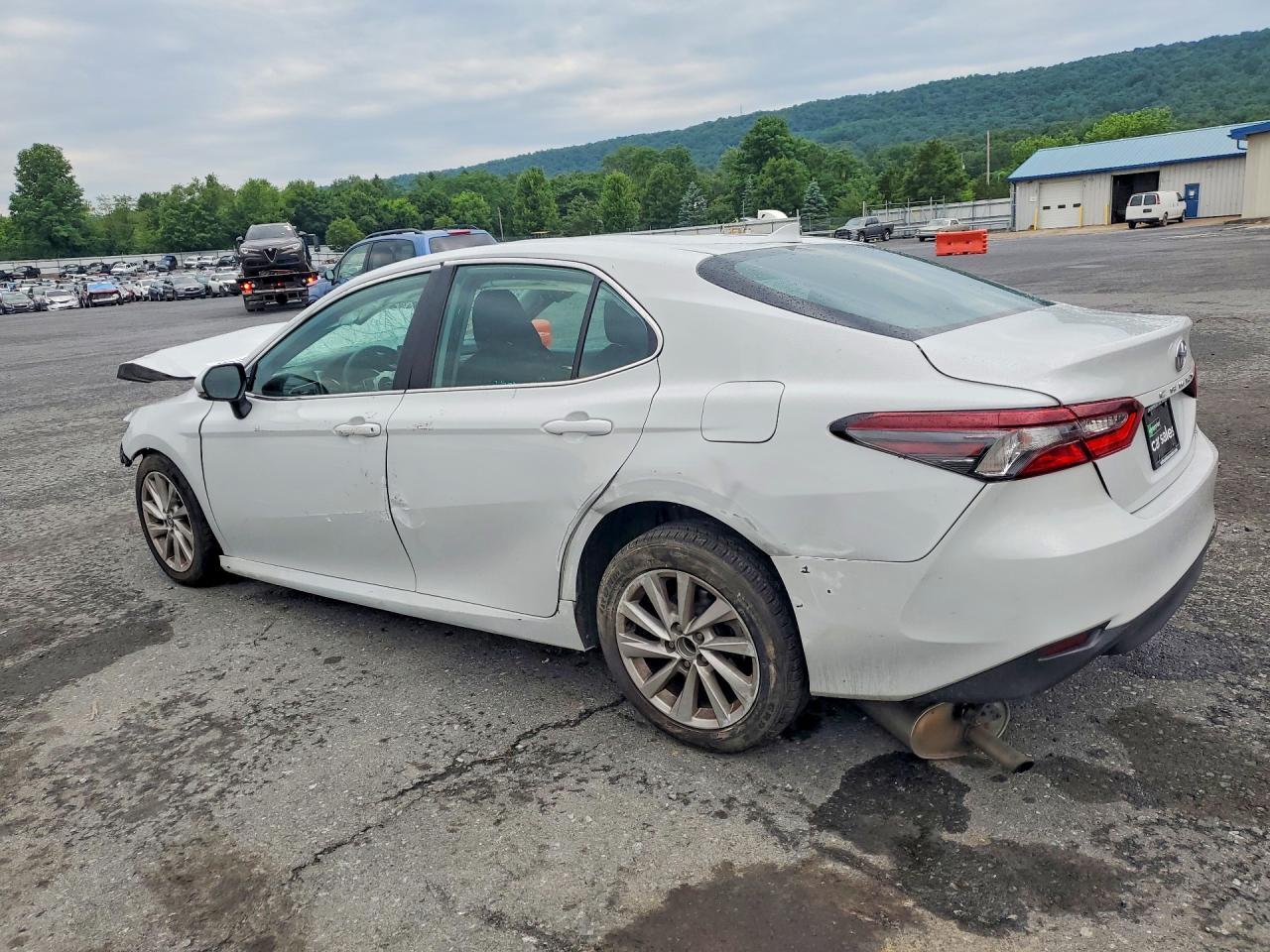2024 Toyota Camry Le - Image 2
