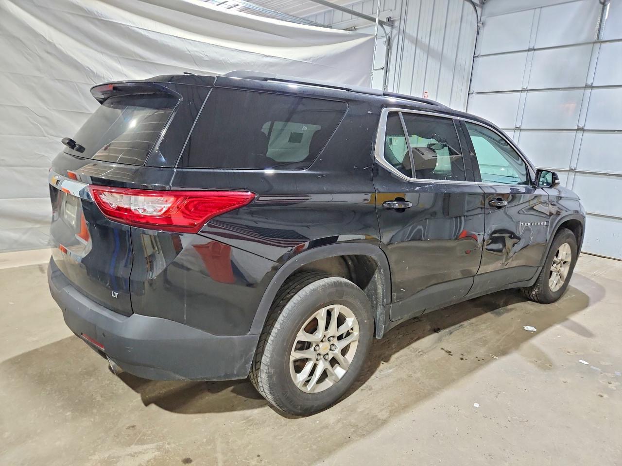 2020 Chevrolet Traverse Lt - Фото 3