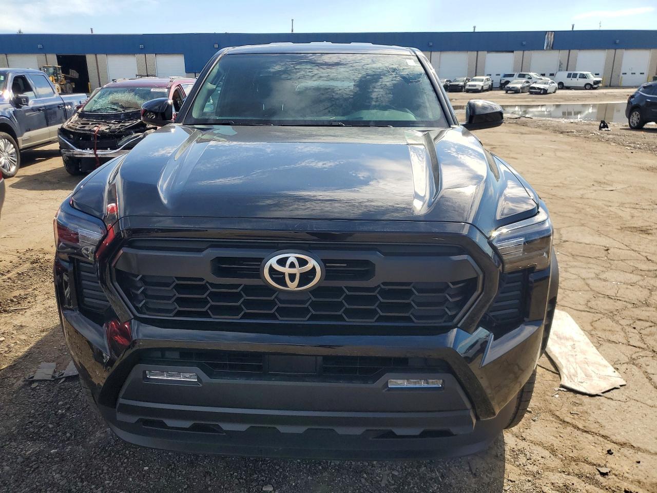 2025 Toyota Tacoma Trd Off-Road Hv - Image 5