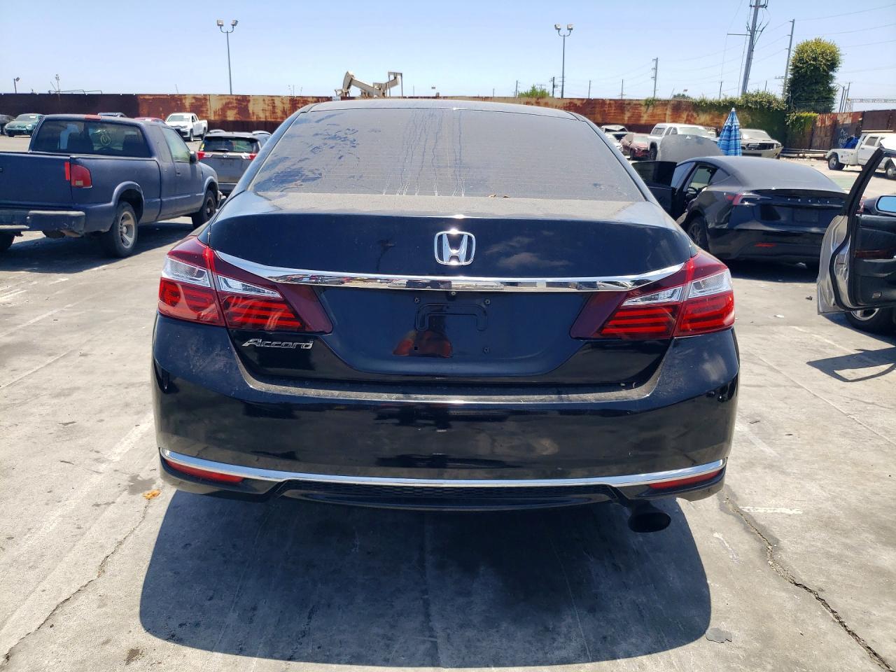 2017 Honda Accord Lx - Фото 6