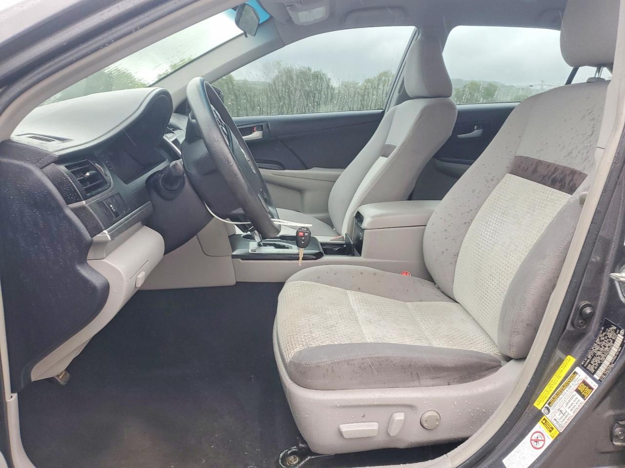 2014 Toyota Camry Le - Фото 7