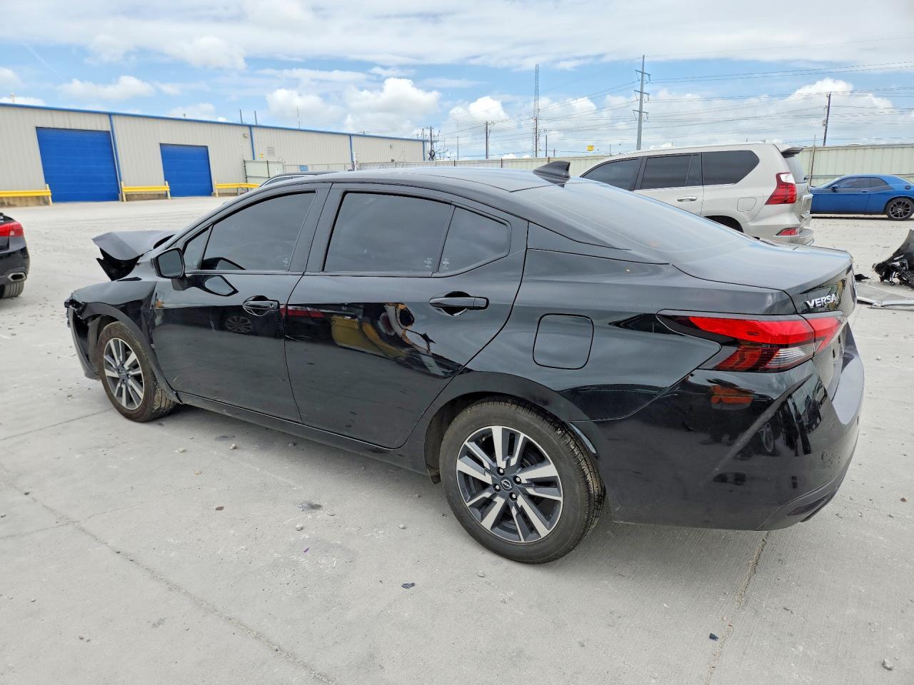 2025 Nissan Versa Sv - Фото 2
