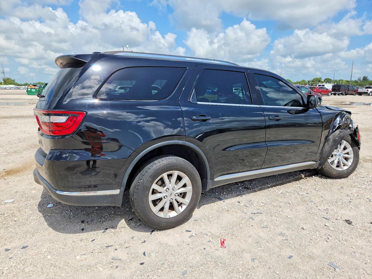 2023 Dodge Durango Sxt - Image 3