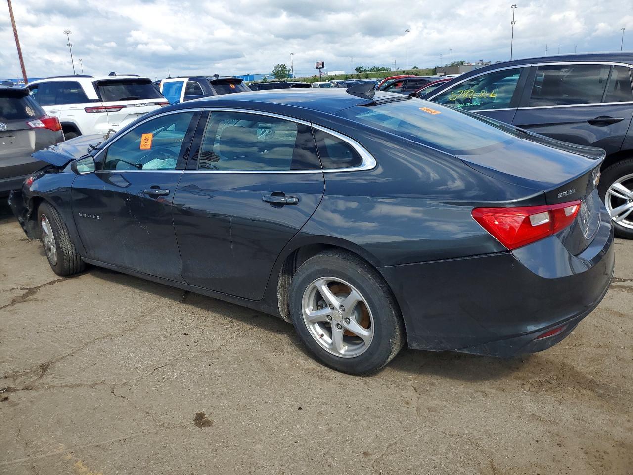 2018 Chevrolet Malibu Ls - Фото 2