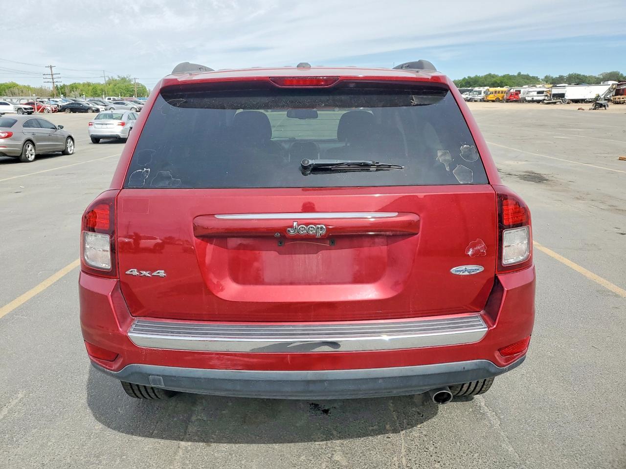 2016 Jeep Compass Latitude - Image 6