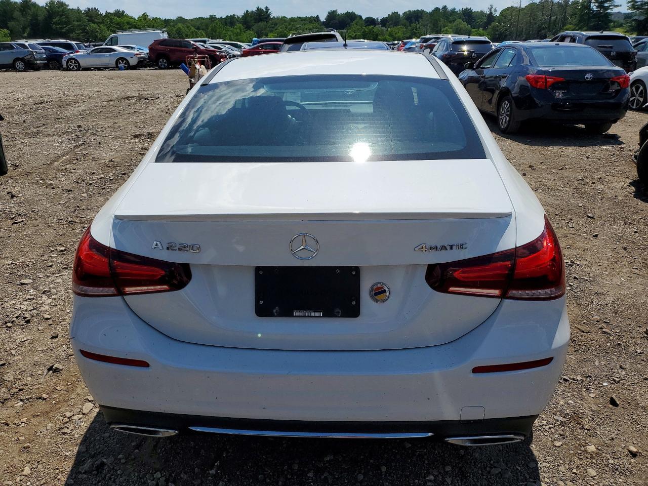 2019 Mercedes-Benz A 220 4Matic - Фото 6