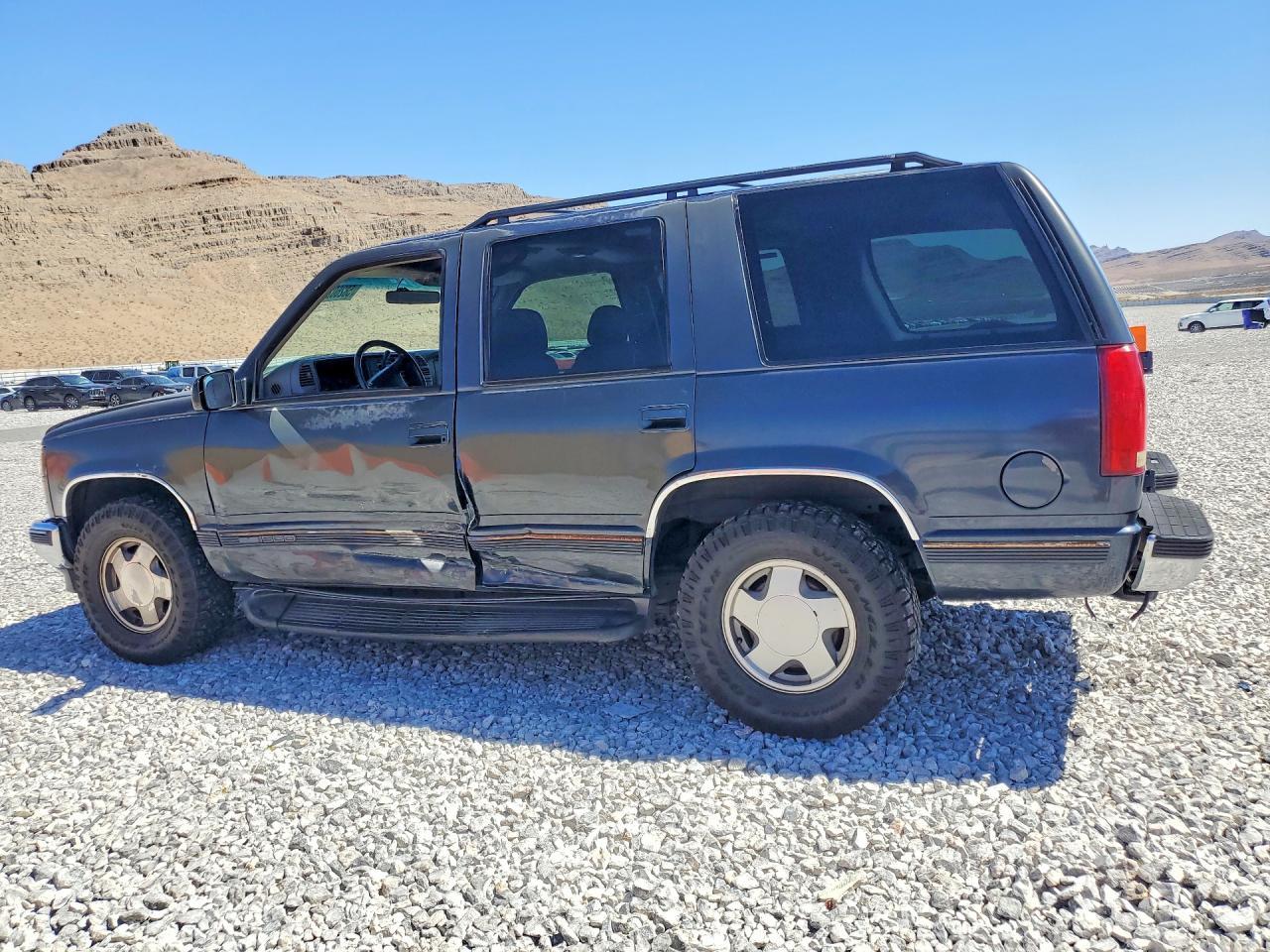 1997 GMC Yukon - Image 2