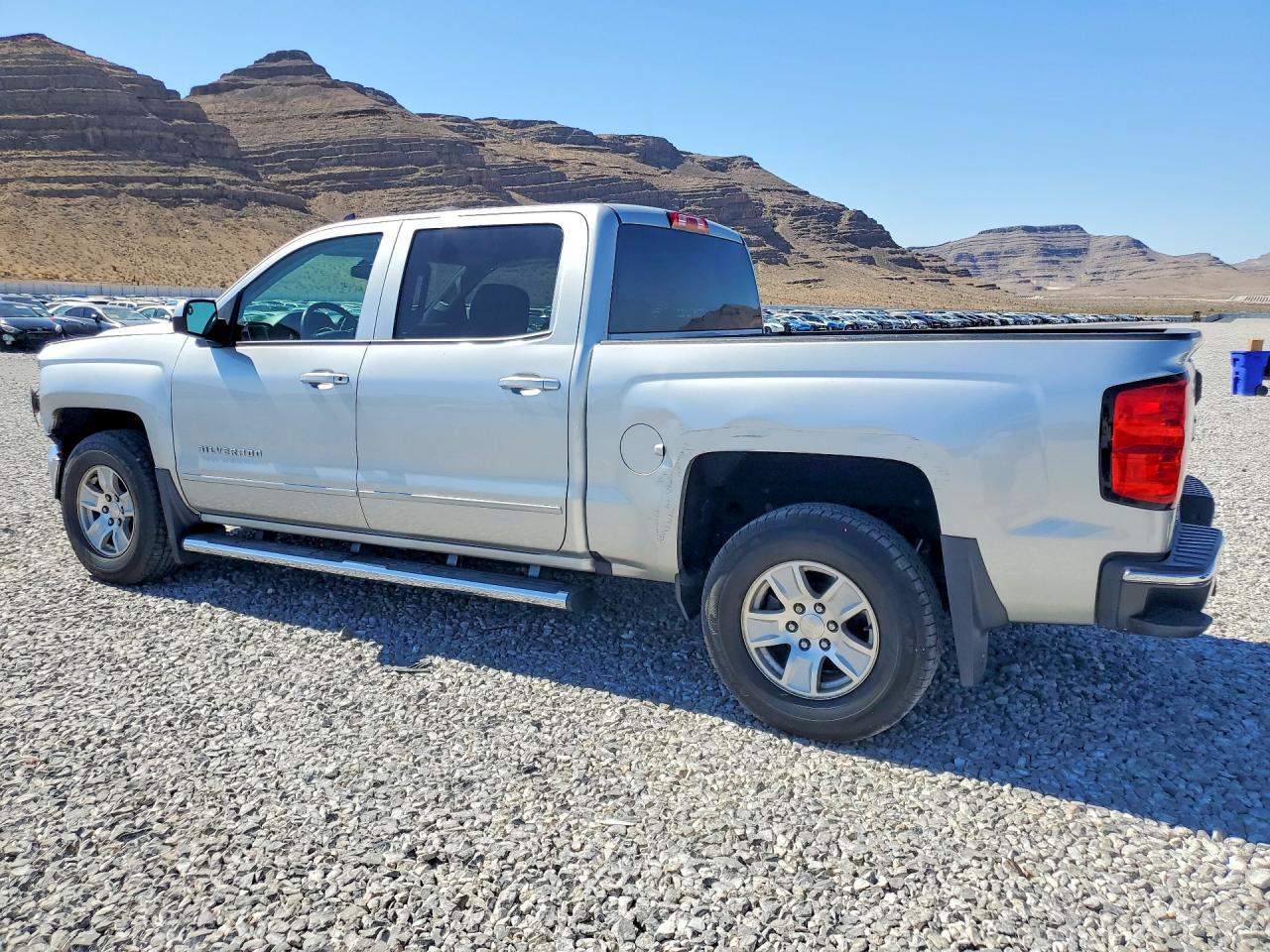 2017 Chevrolet Silverado C1500 Lt - Фото 2