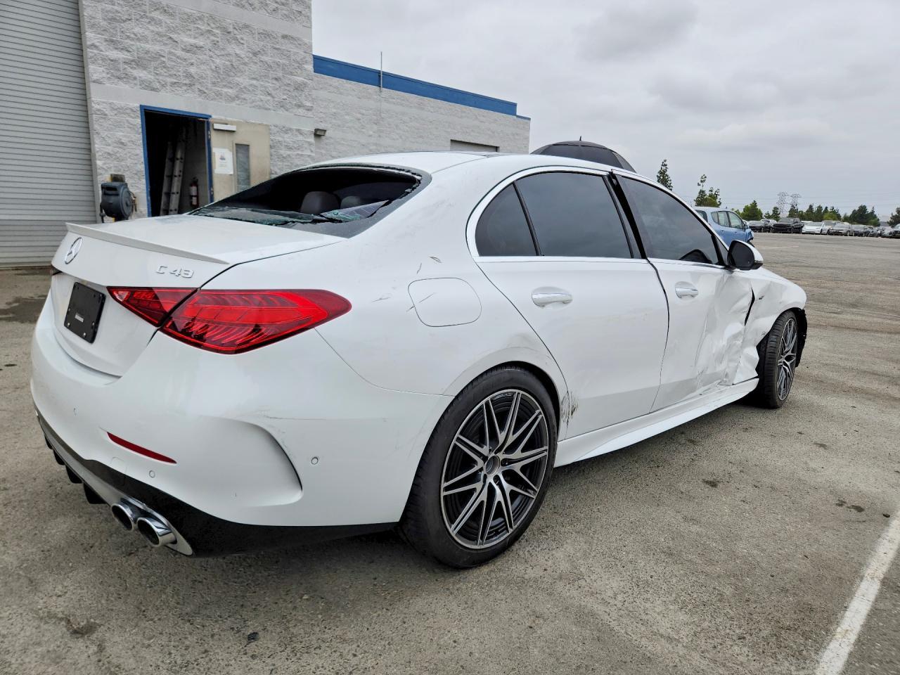 2023 Mercedes-Benz C 43 Amg - Image 3