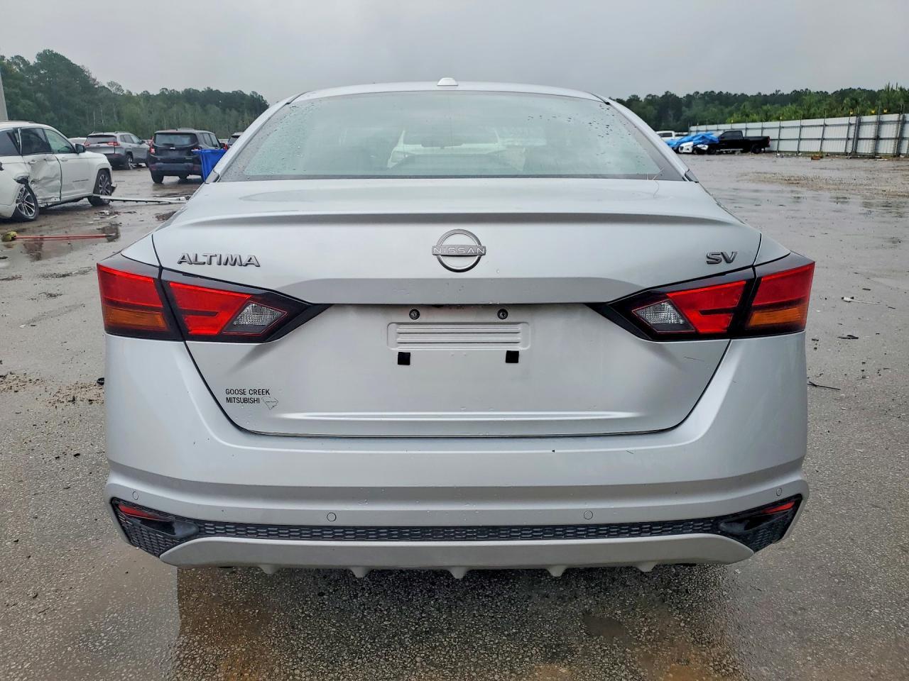 2023 Nissan Altima Sv - Image 6