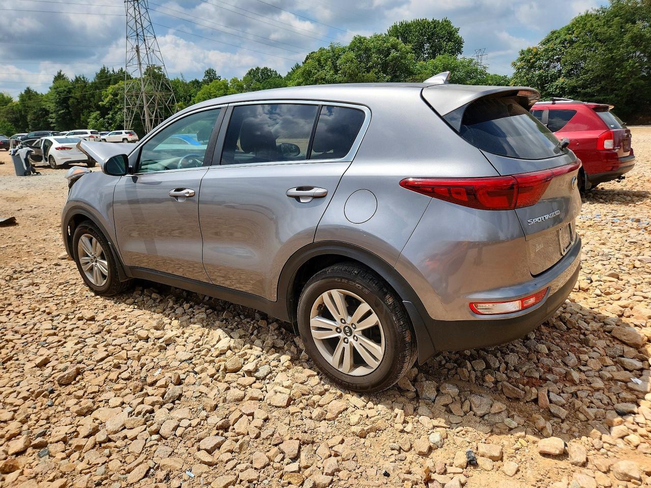 2018 Kia Sportage Lx - Image 2