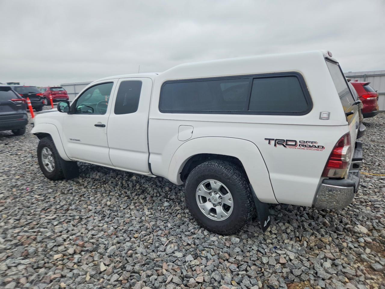 2012 Toyota Tacoma V6 - Image 2