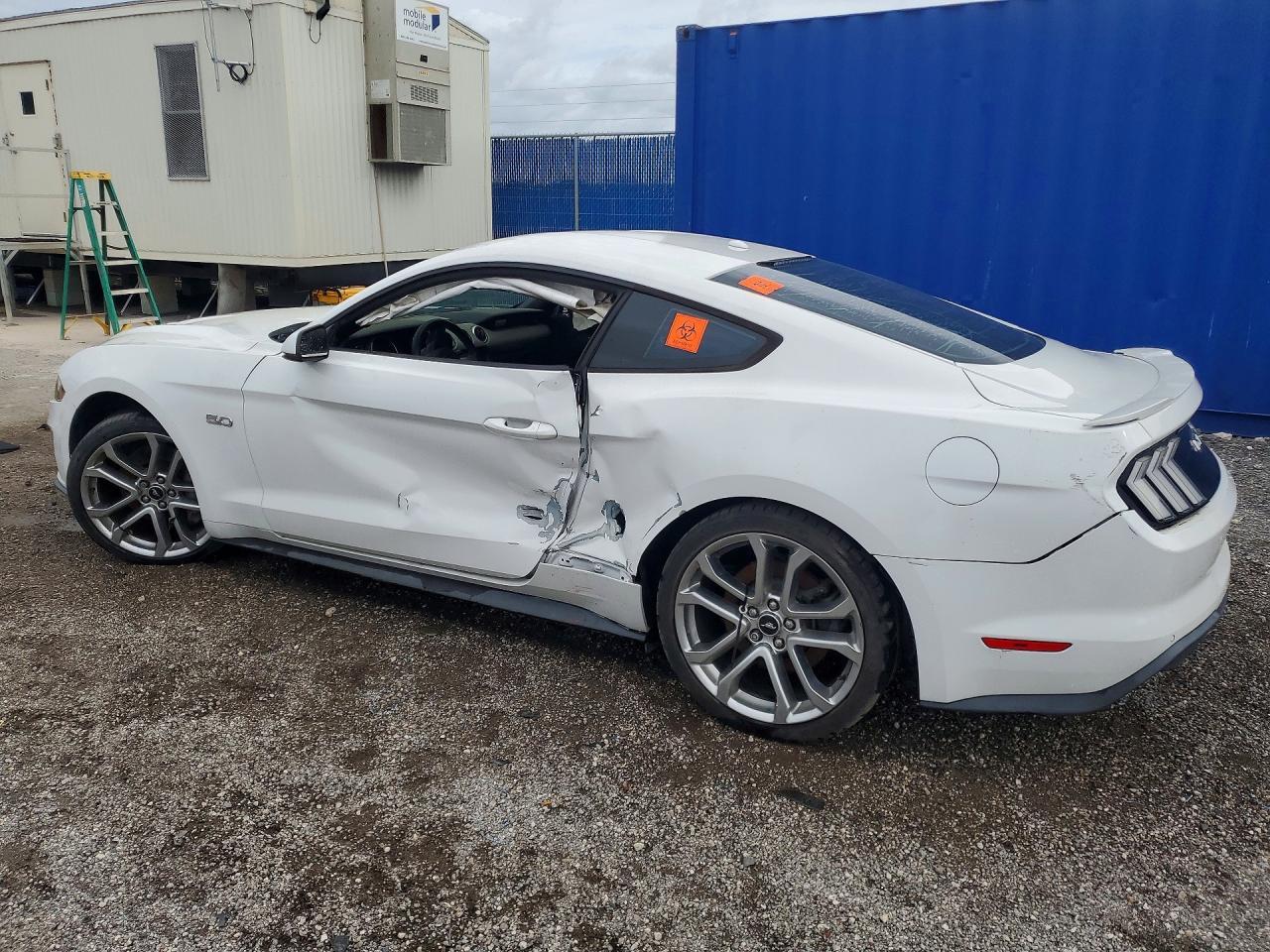 2018 Ford Mustang Gt - Фото 2