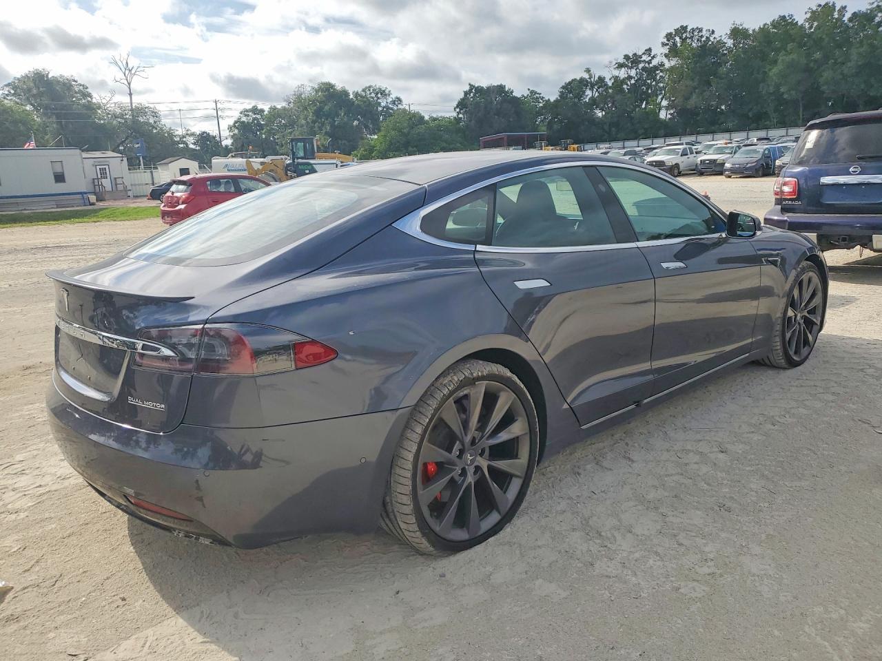 2019 Tesla Model S - Фото 3