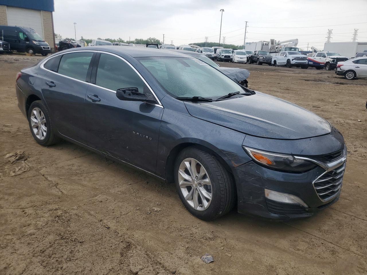 2019 Chevrolet Malibu Lt - Image 4