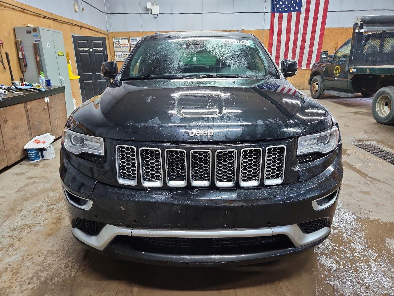 2016 Jeep Grand Cherokee Summit - Image 5