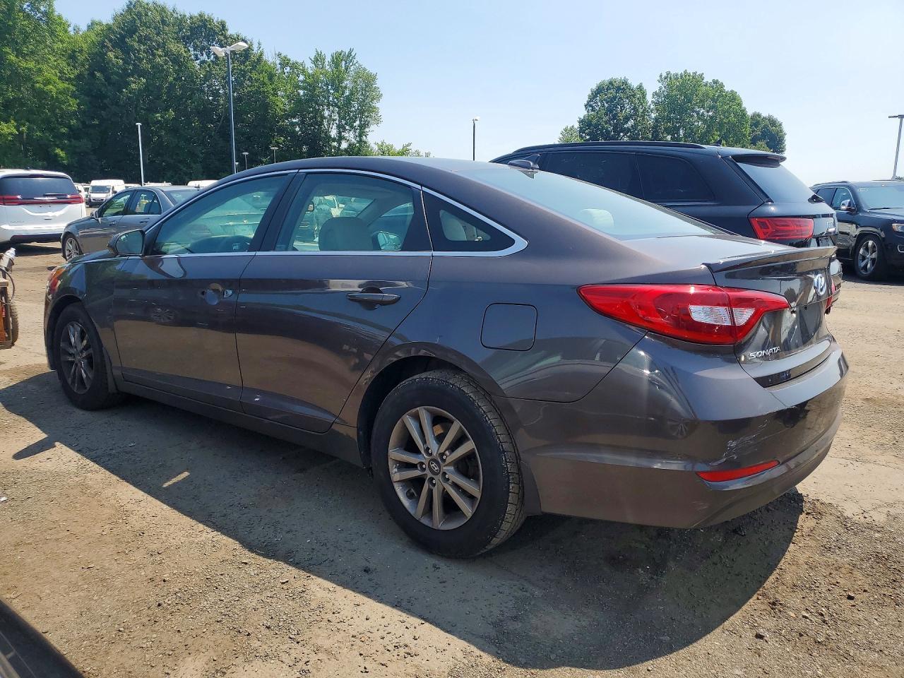 2017 Hyundai Sonata Se - Фото 2