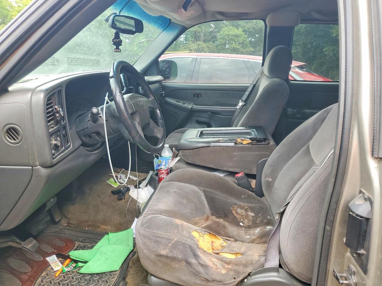 2003 GMC New Sierra C1500 - Фото 7