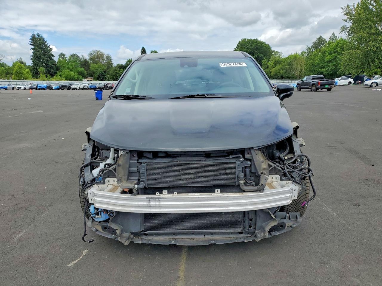 2024 Chrysler Pacifica Hybrid Select - Image 5