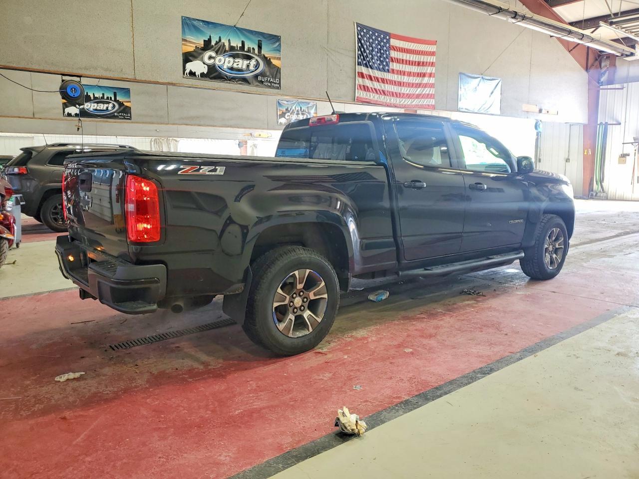 2017 Chevrolet Colorado Z71 - Фото 3