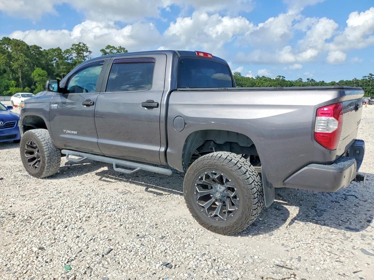 2019 Toyota Tundra Sr5 - Фото 2