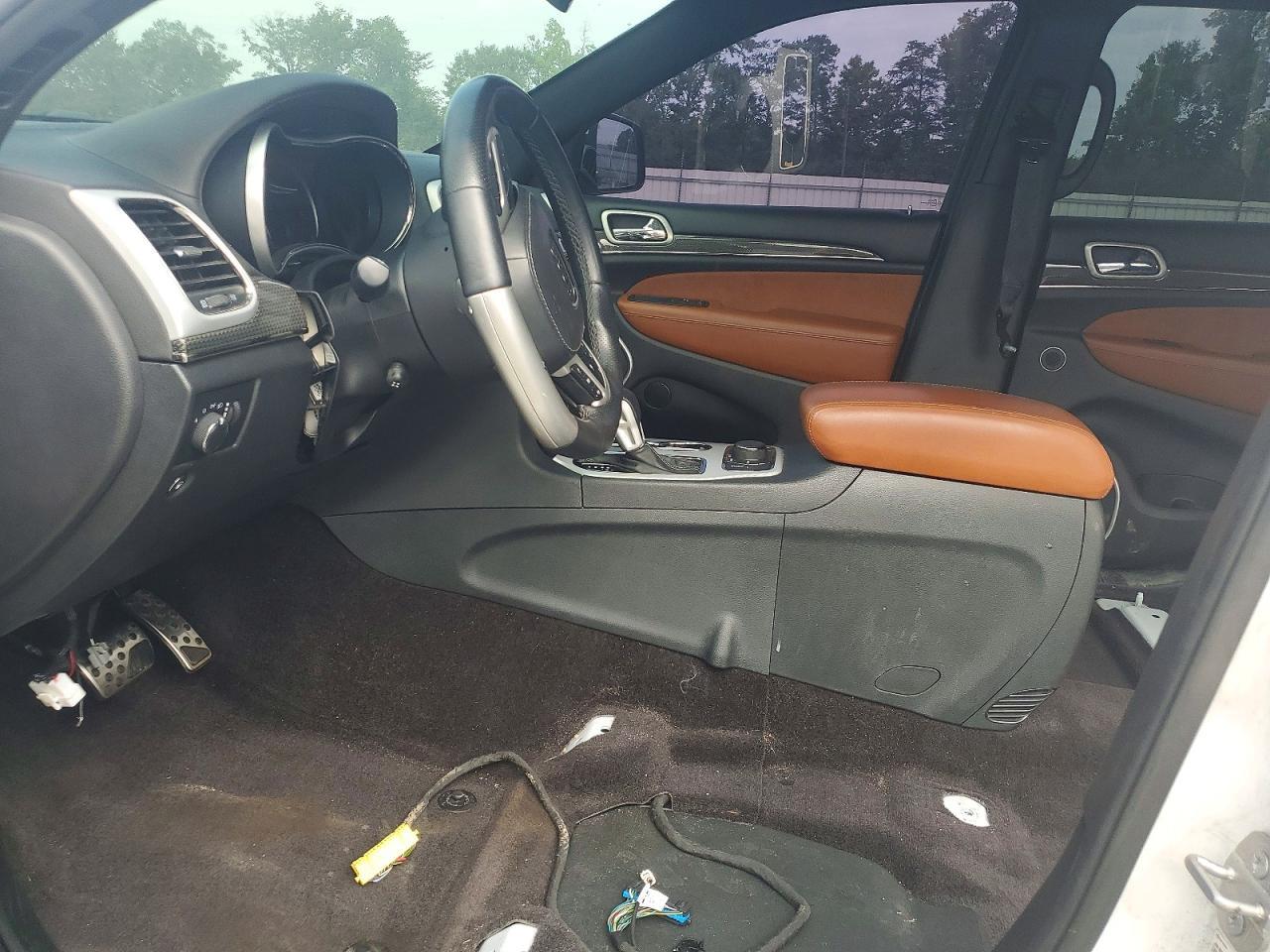 2018 Jeep Grand Cherokee Trackhawk - Image 7
