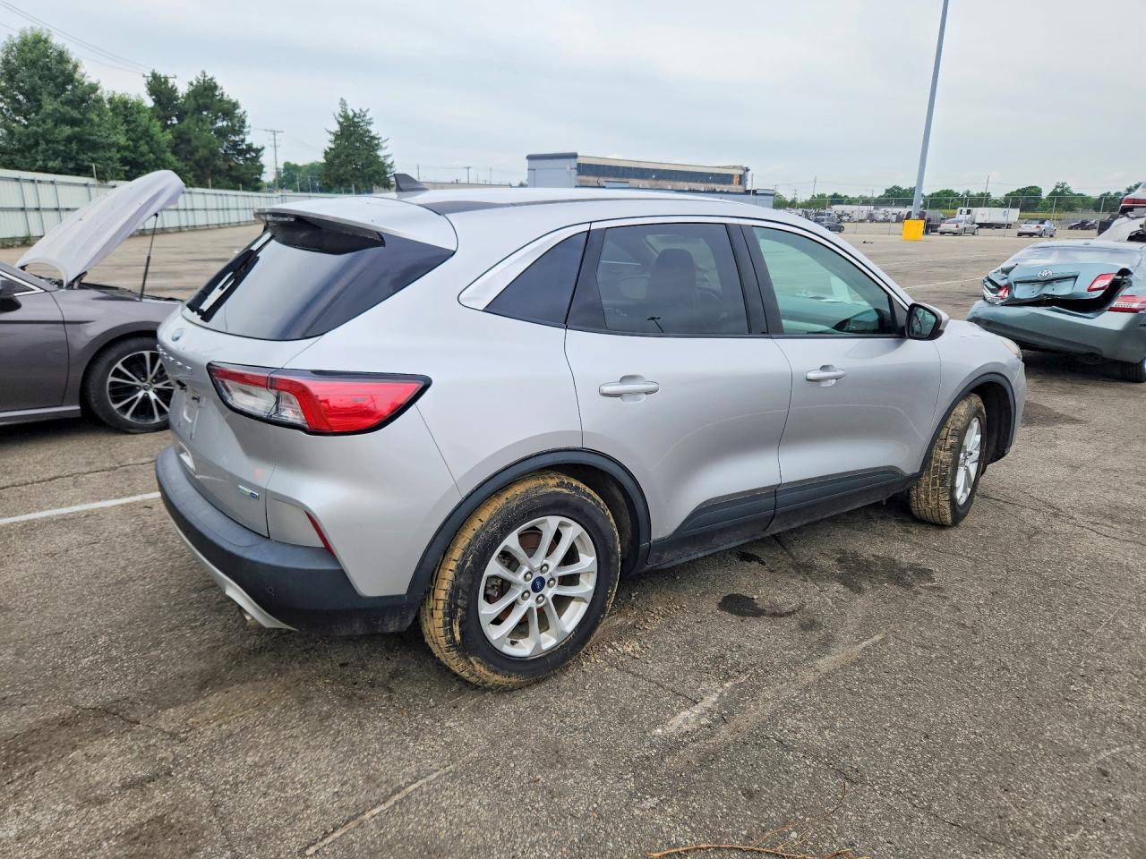 2020 Ford Escape Se - Image 3