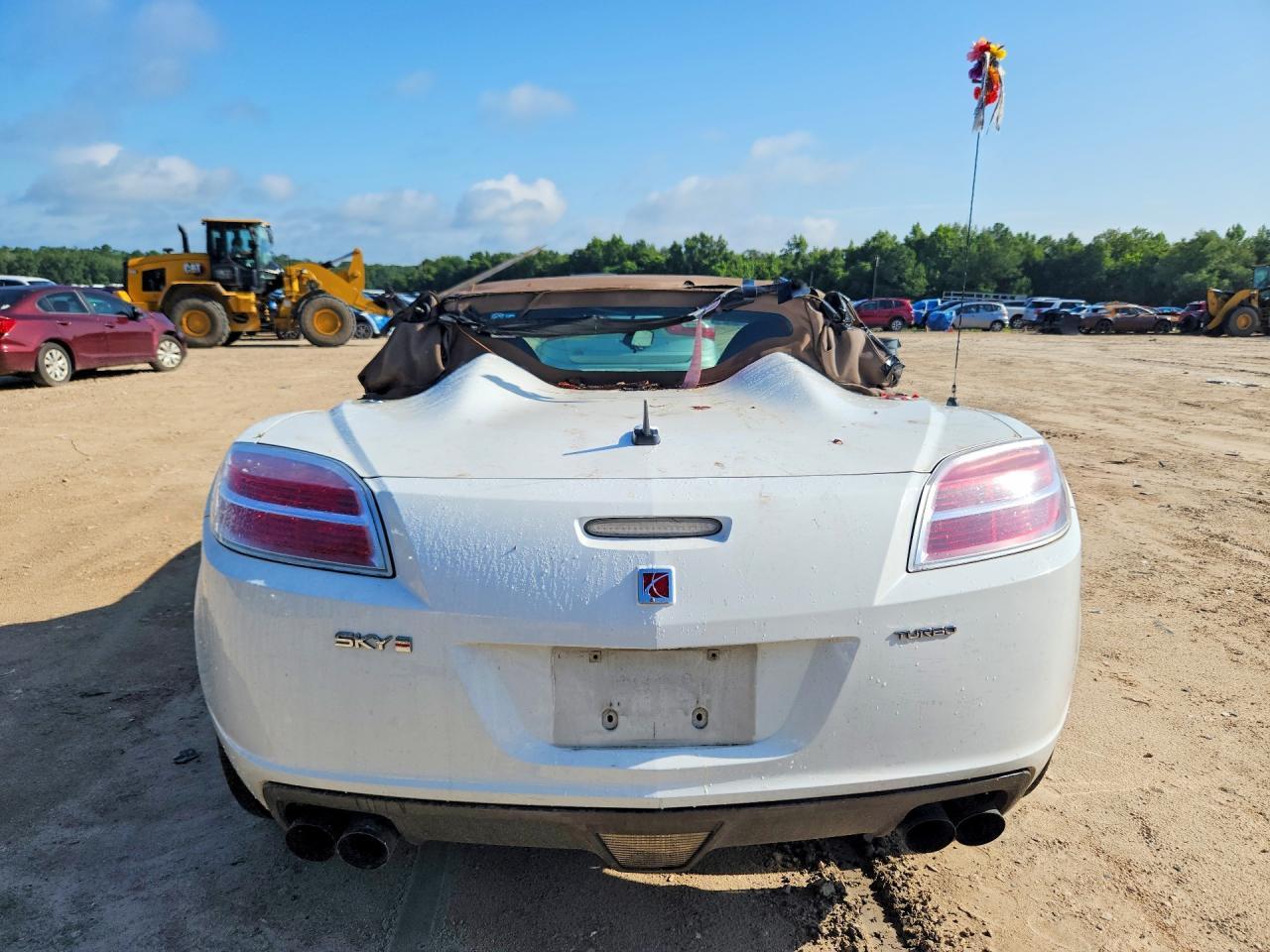 2007 Saturn Sky Redline - Image 6