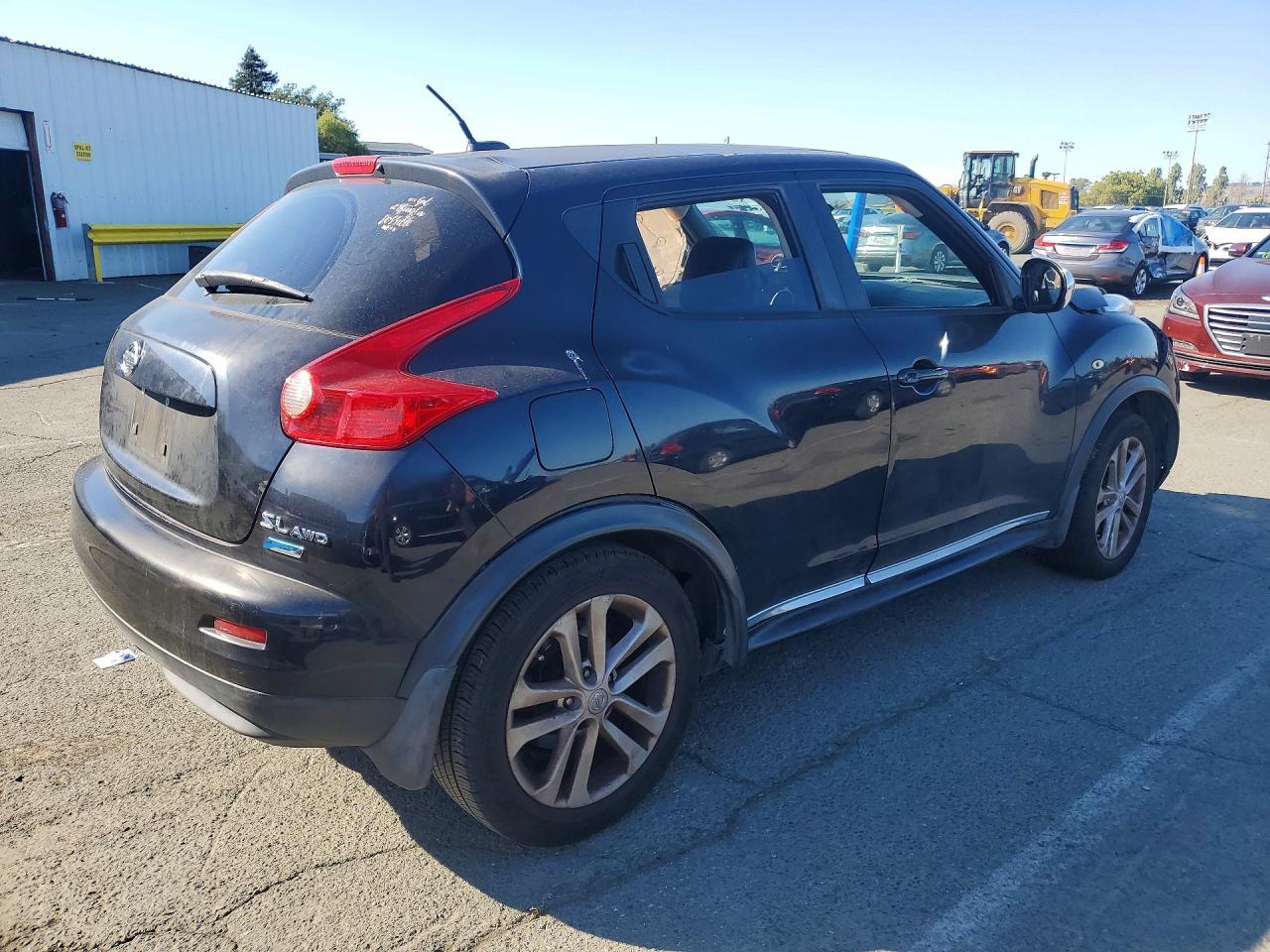 2013 Nissan Juke S - Фото 3