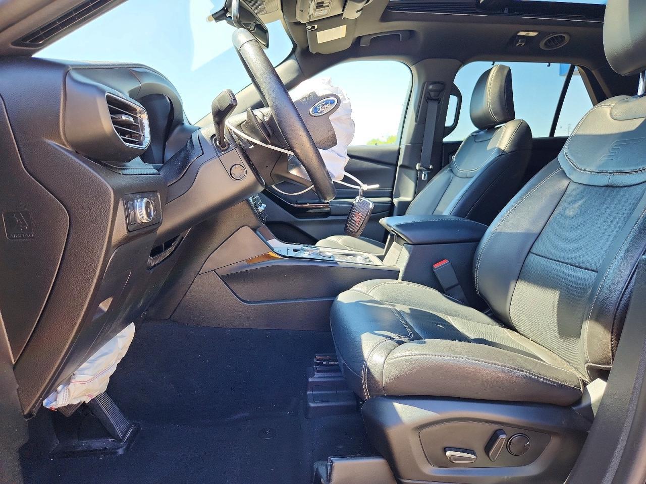 2022 Ford Explorer St - Фото 7