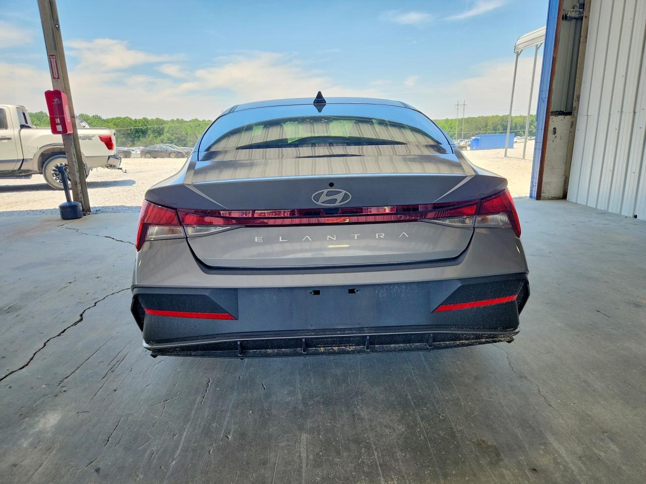 2024 Hyundai Elantra Se - Фото 6