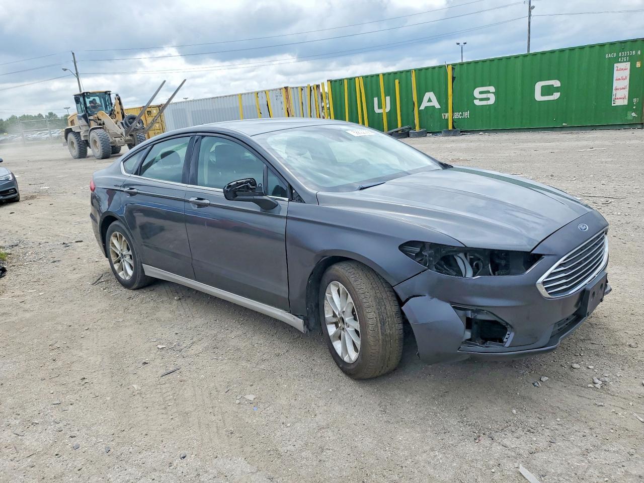 2019 Ford Fusion Se - Image 4