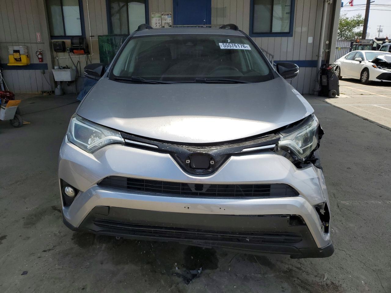 2018 Toyota Rav4 Adventure - Image 5