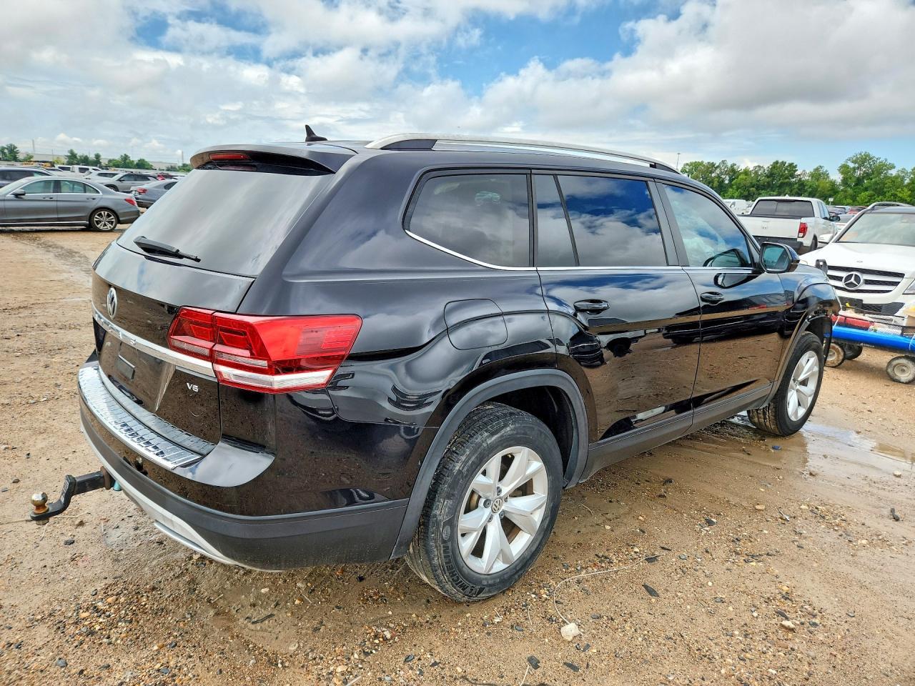 2018 Volkswagen Atlas Se - Фото 3