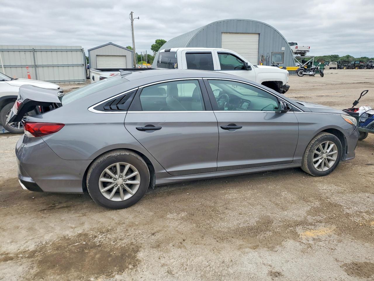 2018 Hyundai Sonata Eco - Фото 3