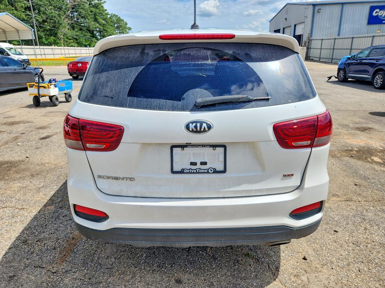2020 Kia Sorento L - Image 6