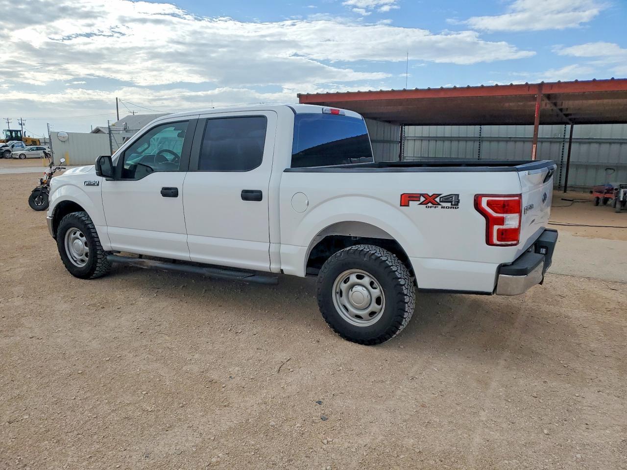 2018 Ford F150 Supercrew - Фото 2