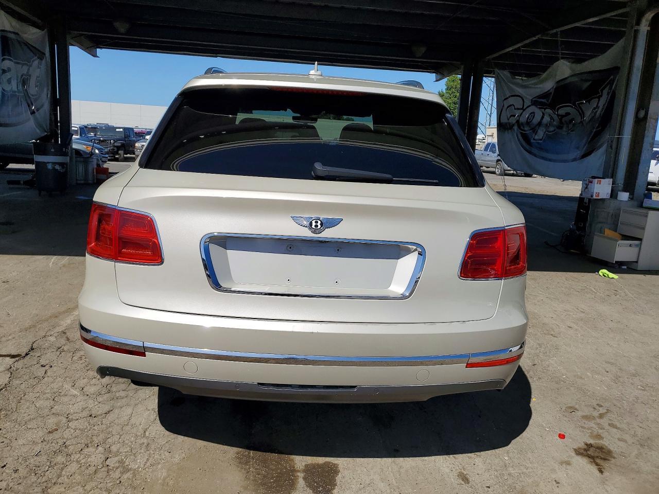 2018 Bentley Bentayga - Фото 6