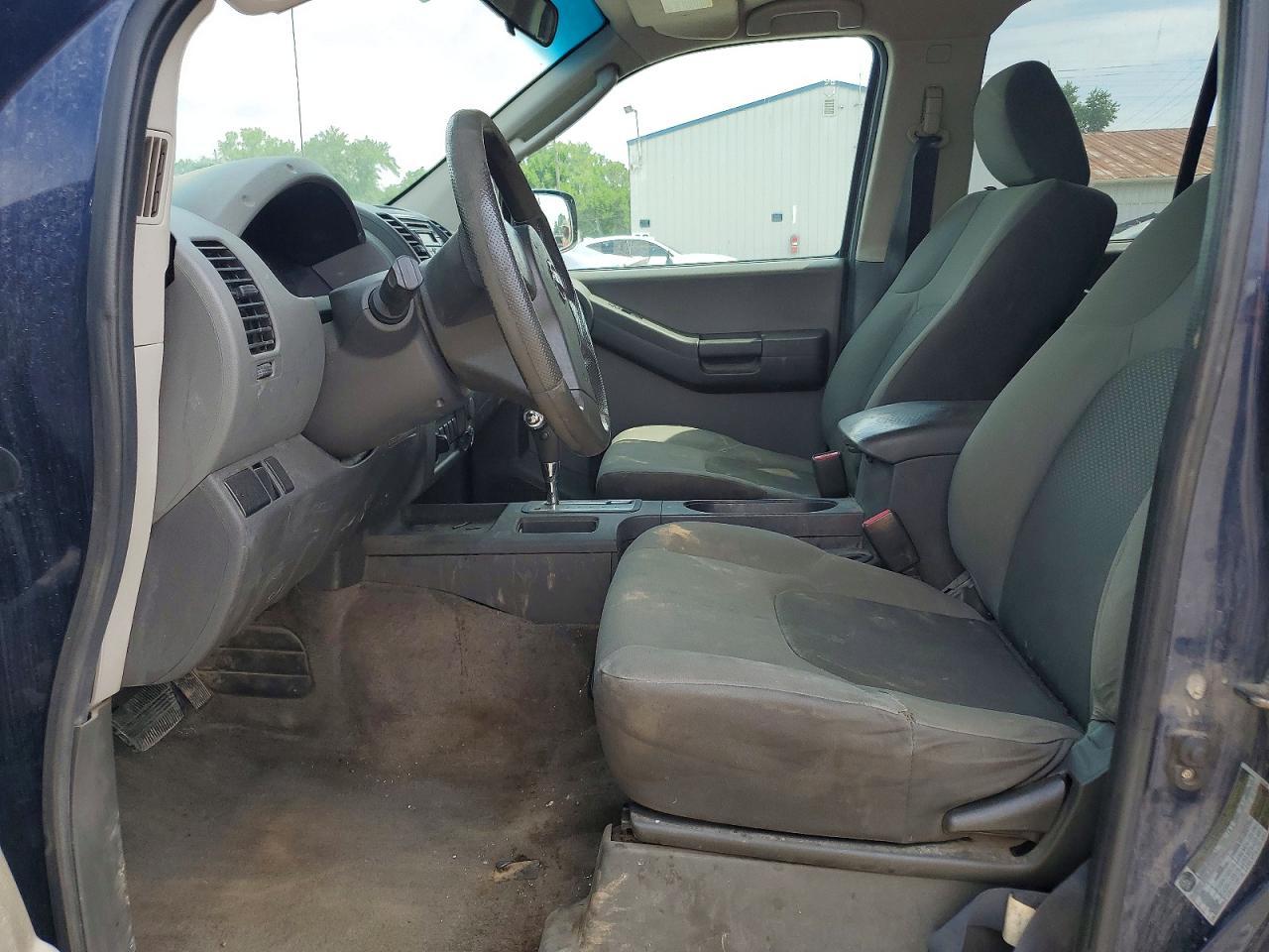 2010 Nissan Xterra X - Image 7