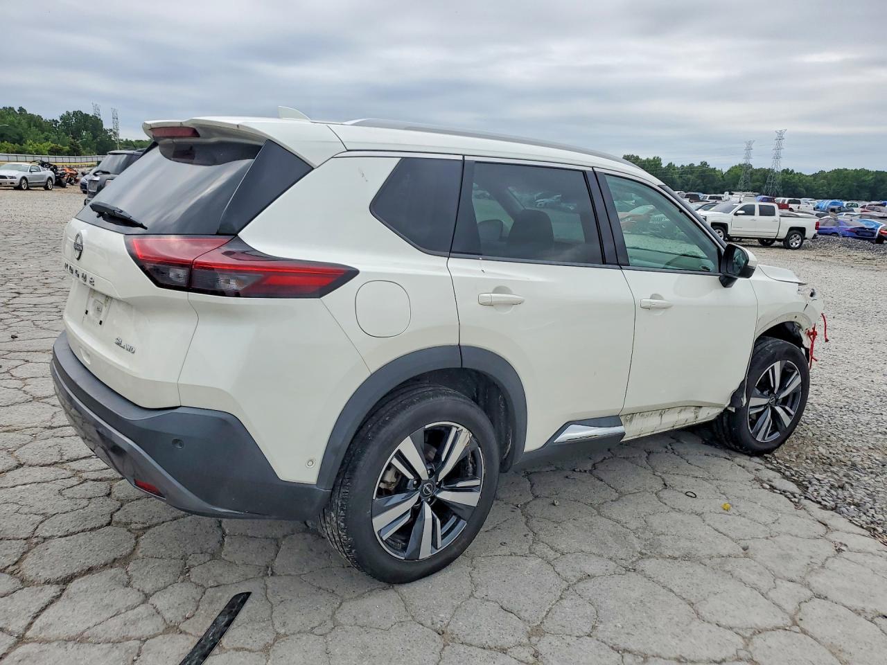 2023 Nissan Rogue Sl - Фото 3
