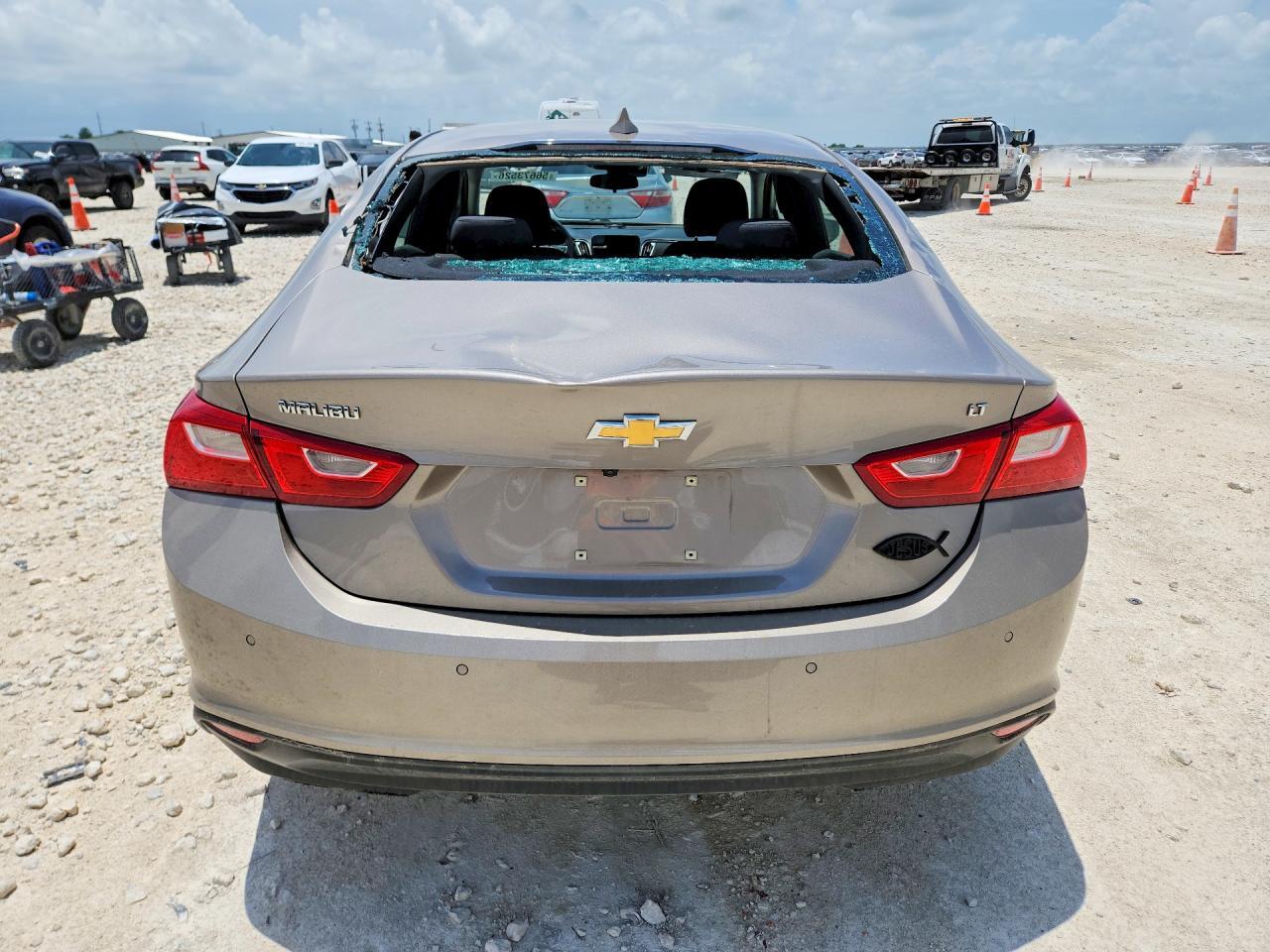 2023 Chevrolet Malibu Lt - Фото 6