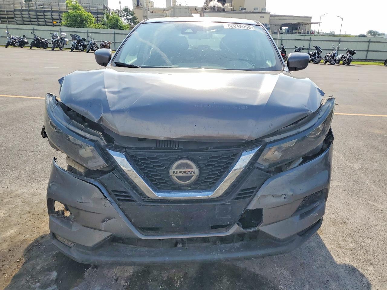 2020 Nissan Rogue Sport S - Фото 5